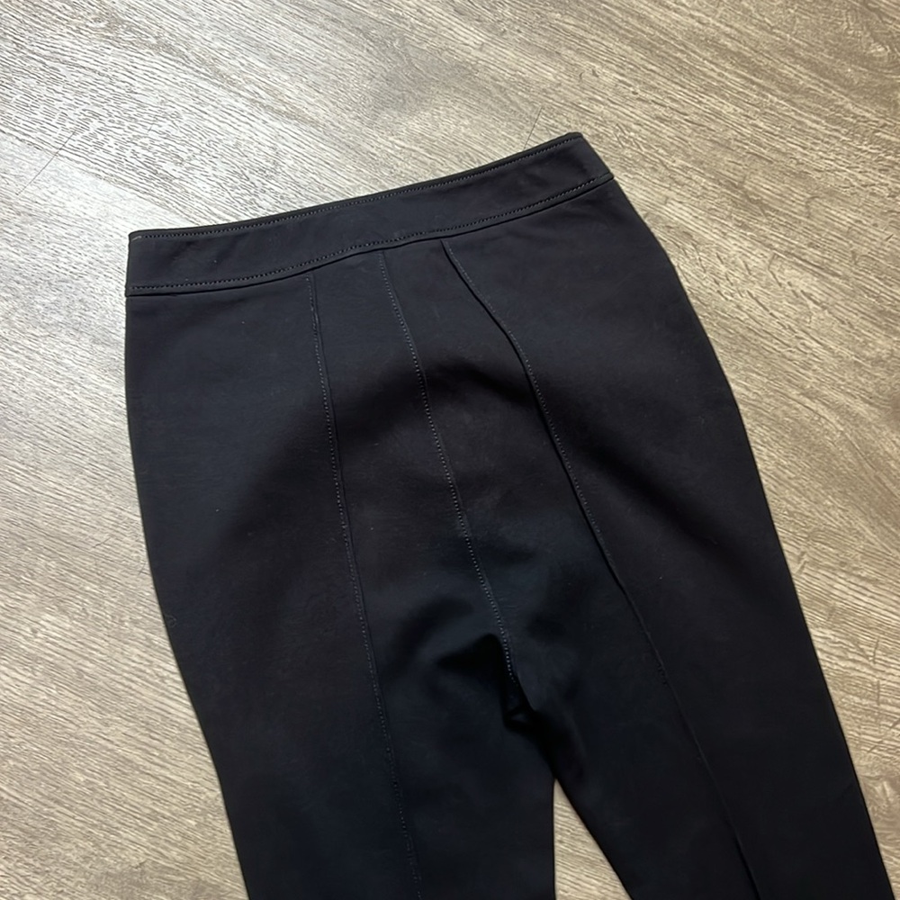 5 à 7 Cinq à Sept Ponte Colette Skinny Pleated Pant Black - Picture 15 of 15